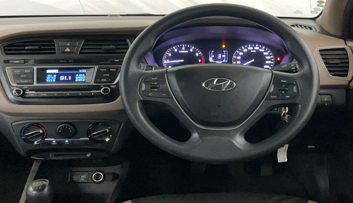 2016 Hyundai Elite i20 MAGNA 1.2, Petrol, Manual, 24,451 km, Steering Wheel Close Up