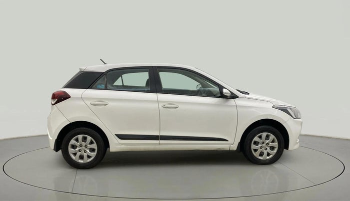 2016 Hyundai Elite i20 SPORTZ 1.2, Petrol, Manual, 71,592 km, Right Side View