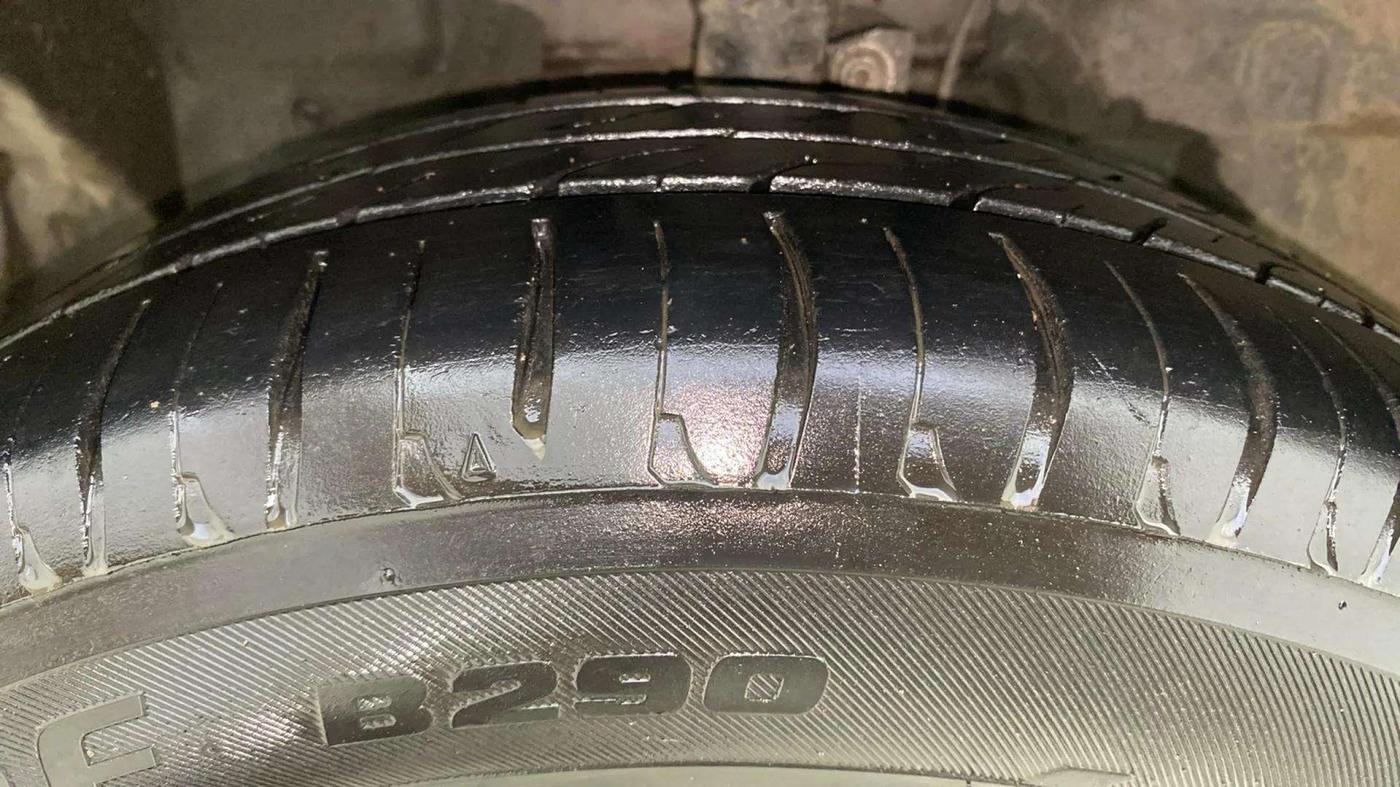 2018 Ford FREESTYLE TITANIUM 1.2 PETROL, Petrol, Manual, 61,432 km, Left Front Tyre Tread
