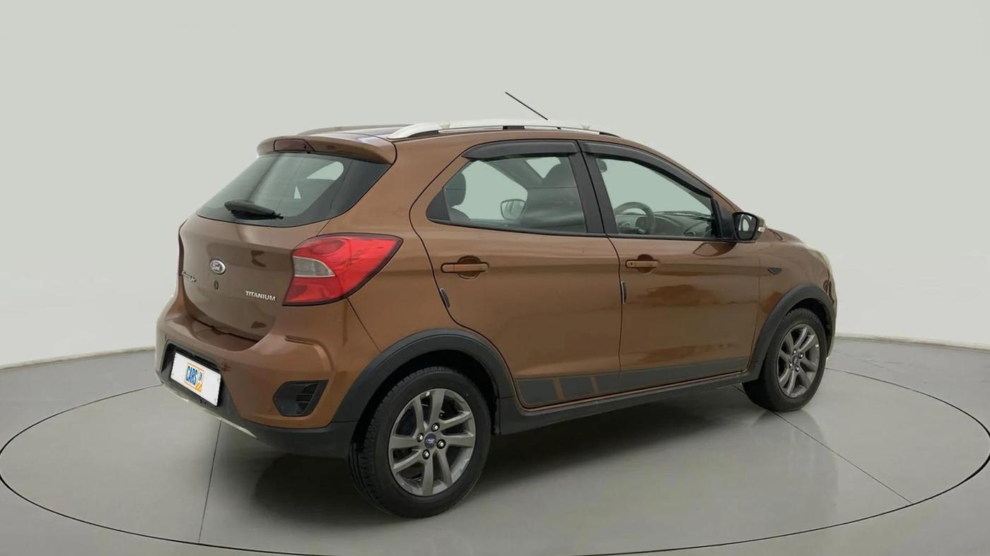 2018 Ford FREESTYLE TITANIUM 1.2 PETROL, Petrol, Manual, 61,432 km, Right Back Diagonal