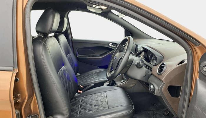 2018 Ford FREESTYLE TITANIUM 1.2 PETROL, Petrol, Manual, 61,432 km, Right Side Front Door Cabin