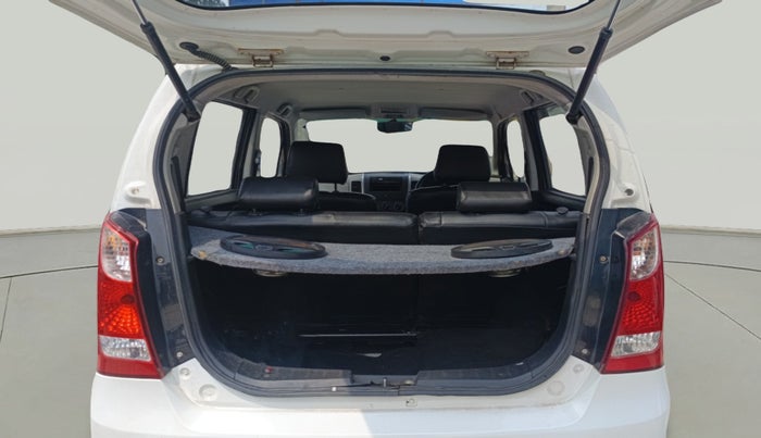 2014 Maruti Wagon R 1.0 LXI, Petrol, Manual, 70,470 km, Boot Inside