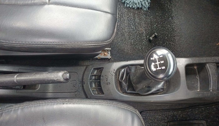 2014 Maruti Wagon R 1.0 LXI, Petrol, Manual, 70,470 km, Gear Lever