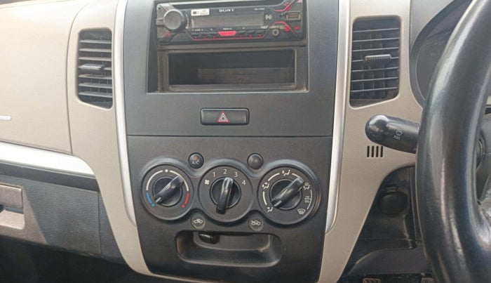 2014 Maruti Wagon R 1.0 LXI, Petrol, Manual, 70,470 km, Air Conditioner