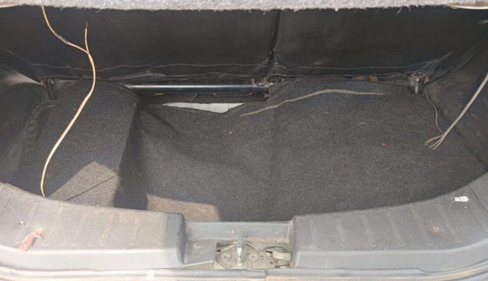 2014 Maruti Wagon R 1.0 LXI, Petrol, Manual, 70,470 km, Boot Inside
