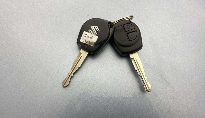 2013 Maruti Swift Dzire VXI, Petrol, Manual, 28,776 km, Key Close Up