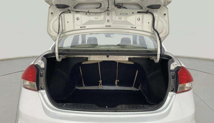 2016 Maruti Ciaz VXI, Petrol, Manual, 56,063 km, Boot Inside