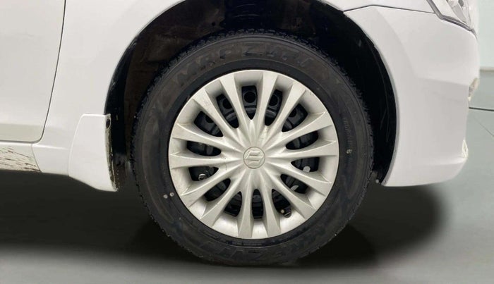 2016 Maruti Ciaz VXI, Petrol, Manual, 56,063 km, Right Front Wheel