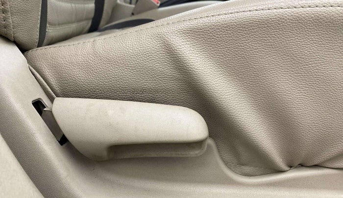 2016 Maruti Ciaz VXI, Petrol, Manual, 56,063 km, Driver Side Adjustment Panel