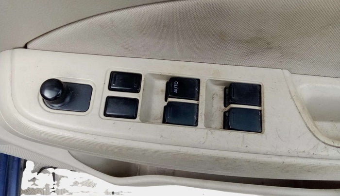 2017 Maruti Dzire VDI, Diesel, Manual, 1,08,728 km, Driver Side Door Panels Control