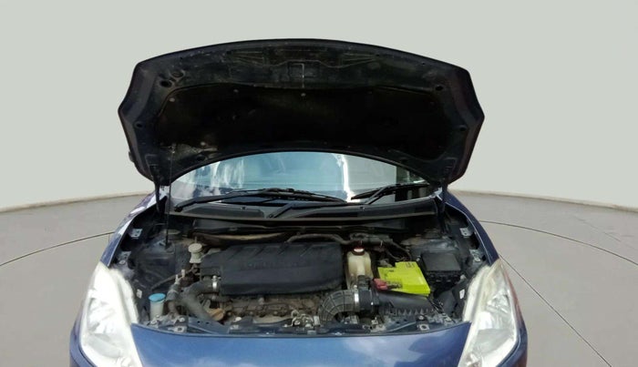 2017 Maruti Dzire VDI, Diesel, Manual, 1,08,728 km, Open Bonet