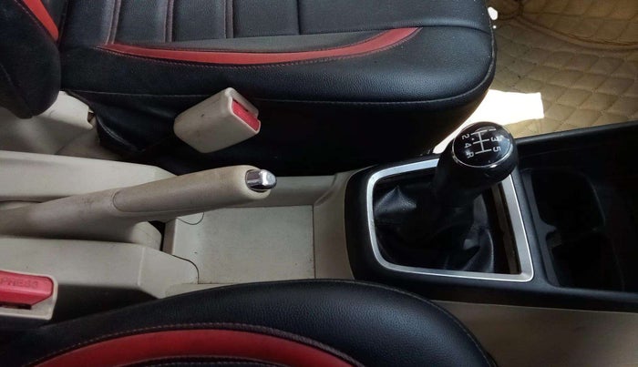 2017 Maruti Dzire VDI, Diesel, Manual, 1,08,728 km, Gear Lever