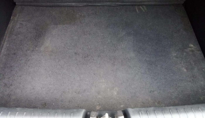2017 Maruti Dzire VDI, Diesel, Manual, 1,08,728 km, Boot Inside
