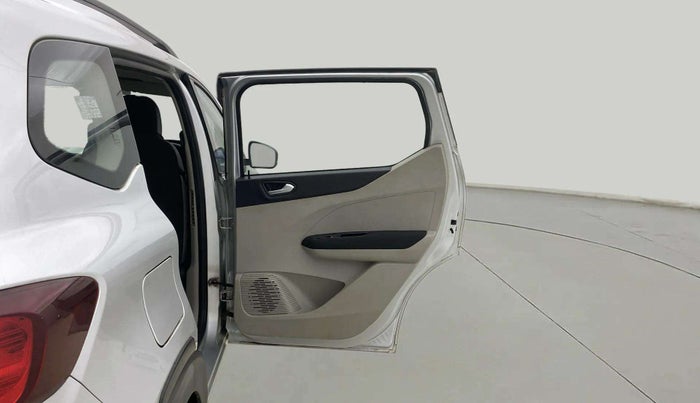 2020 Renault TRIBER RXZ AMT, Petrol, Automatic, 28,638 km, RHS Rear Door