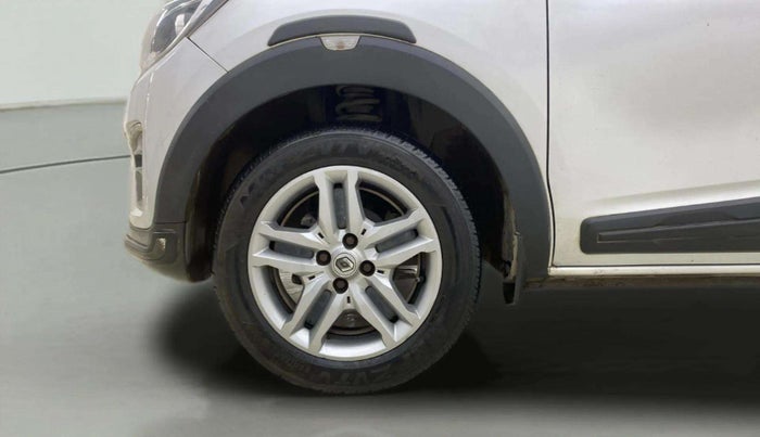 2020 Renault TRIBER RXZ AMT, Petrol, Automatic, 28,638 km, Left Front Wheel