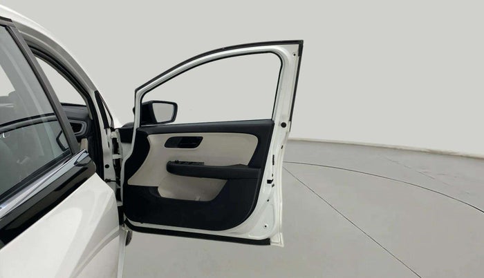 2022 Tata ALTROZ XMA PLUS PETROL, Petrol, Manual, 11,212 km, RHS Front Door