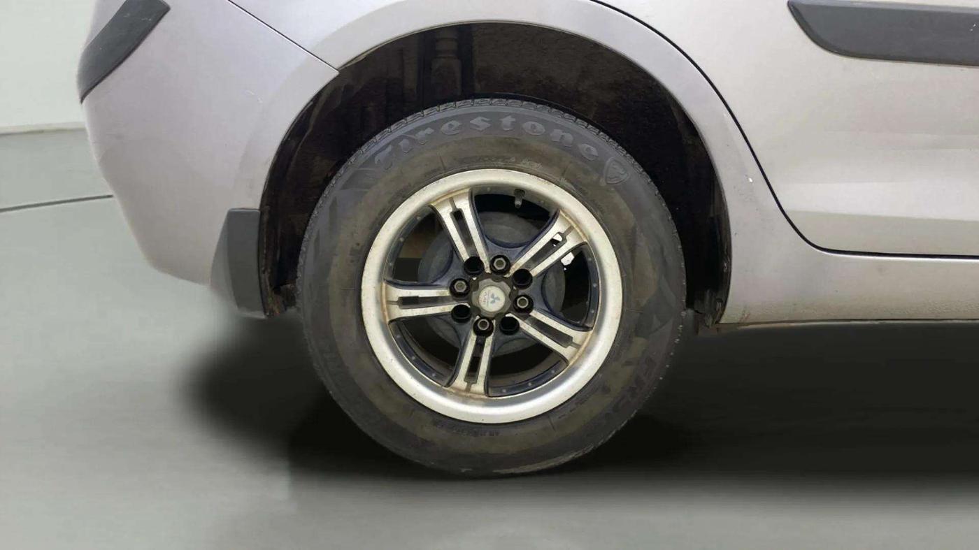 2013 Maruti Swift Dzire VXI AT, Petrol, Automatic, 56,604 km, Right Rear Wheel