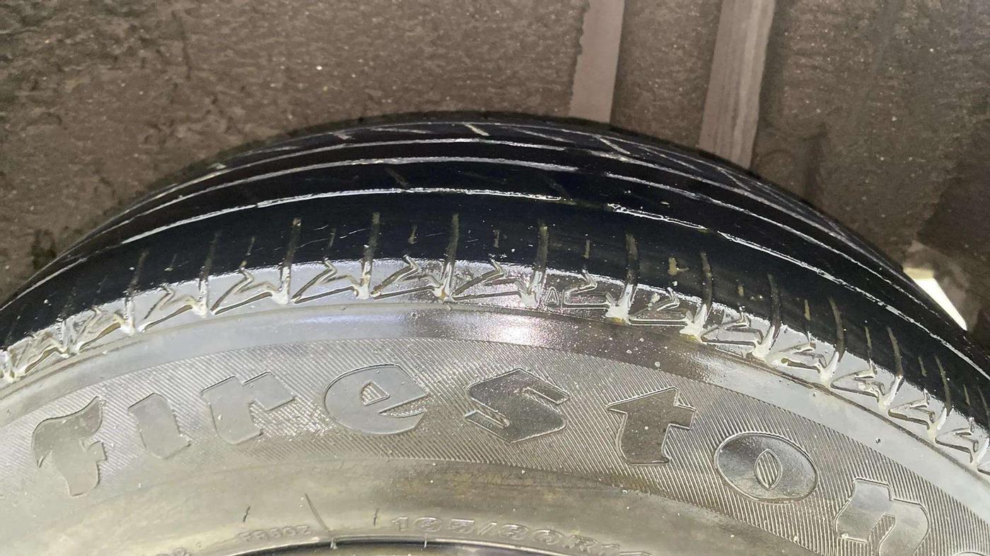2013 Maruti Swift Dzire VXI AT, Petrol, Automatic, 56,604 km, Left Rear Tyre Tread