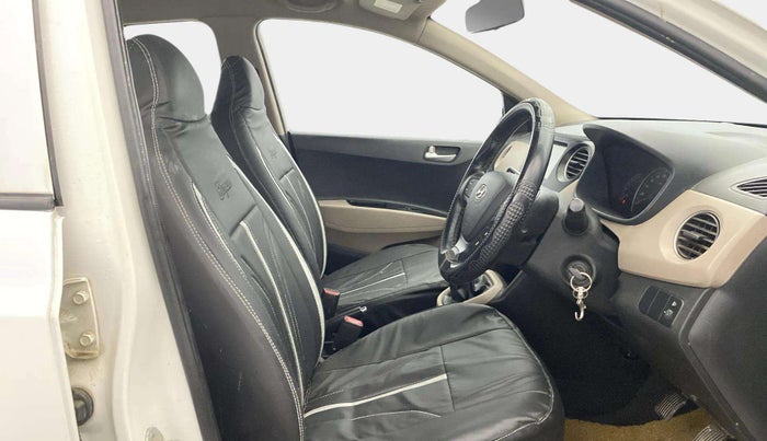 2017 Hyundai Grand i10 SPORTZ (O) 1.2 KAPPA VTVT, Petrol, Manual, 92,154 km, Right Side Front Door Cabin