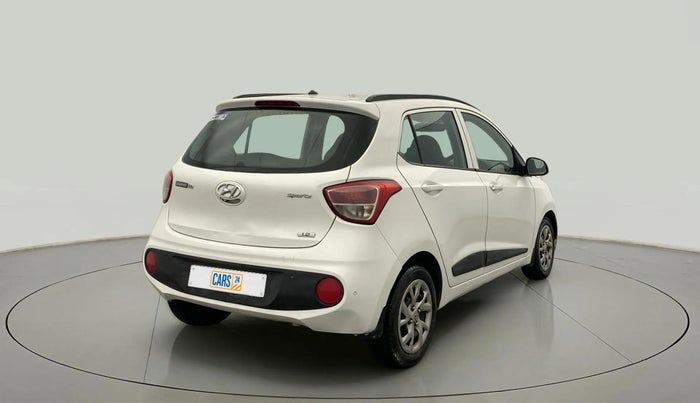 2017 Hyundai Grand i10 SPORTZ (O) 1.2 KAPPA VTVT, Petrol, Manual, 92,154 km, Right Back Diagonal