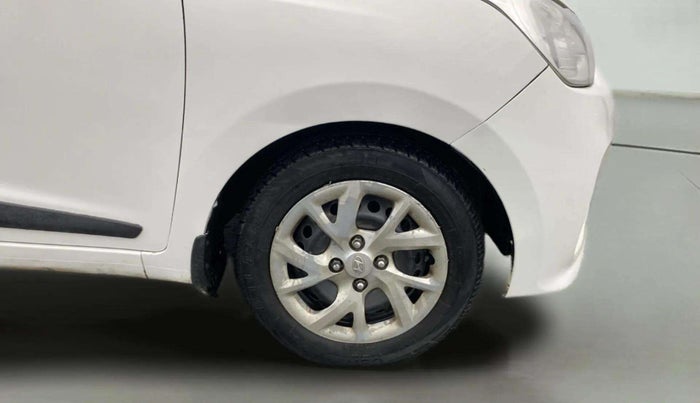 2017 Hyundai Grand i10 SPORTZ (O) 1.2 KAPPA VTVT, Petrol, Manual, 92,154 km, Right Front Wheel