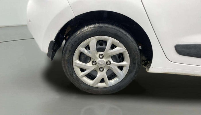 2017 Hyundai Grand i10 SPORTZ (O) 1.2 KAPPA VTVT, Petrol, Manual, 92,154 km, Right Rear Wheel