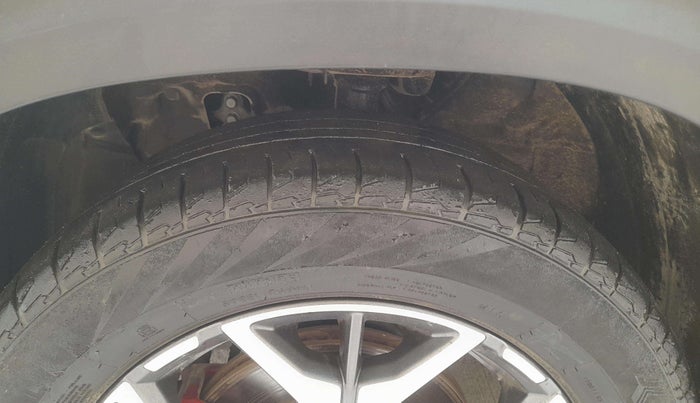 2022 KIA SELTOS GTX PLUS DCT 1.4 PETROL, Petrol, Automatic, 35,940 km, Right Front Tyre Tread