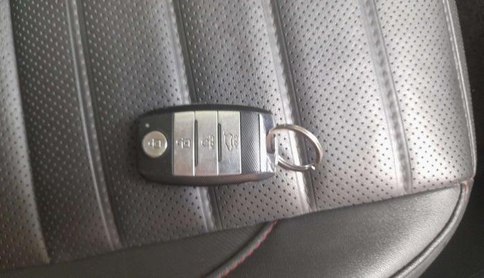2022 KIA SELTOS GTX PLUS DCT 1.4 PETROL, Petrol, Automatic, 35,940 km, Key Close Up