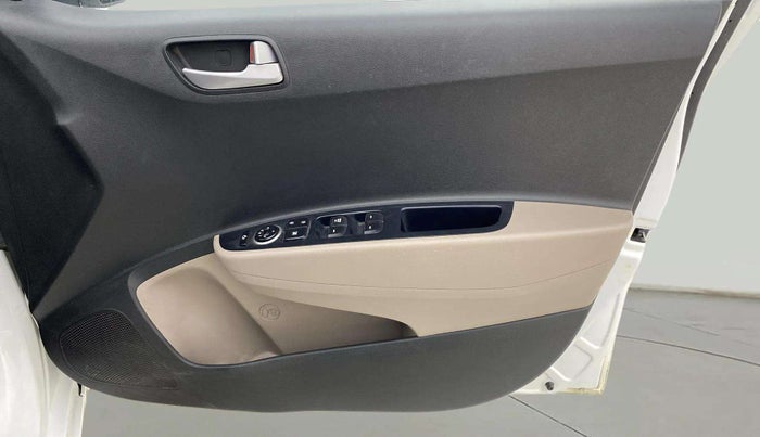 2019 Hyundai Grand i10 SPORTZ 1.2 KAPPA VTVT, Petrol, Manual, 78,225 km, Driver Side Door Panels Control