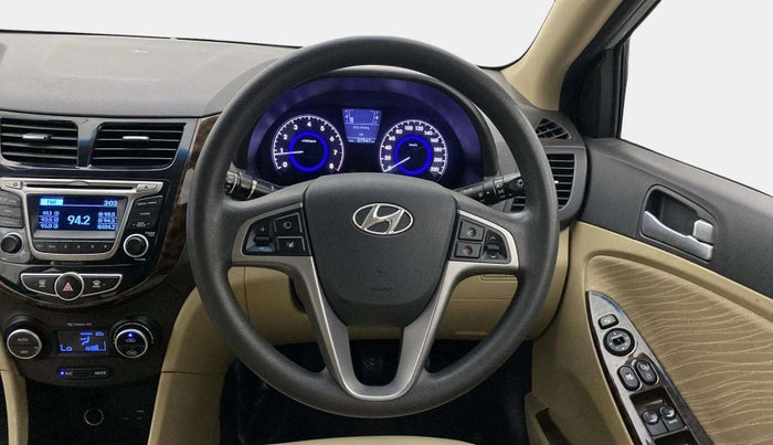 2015 Hyundai Verna FLUIDIC 4S 1.6 VTVT S(O), Petrol, Manual, 27,938 km, Steering Wheel Close Up
