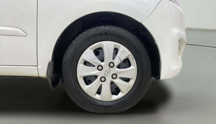 2013 Hyundai i10 ASTA 1.2 AT SUNROOF, Petrol, Automatic, 31,273 km, Right Front Wheel