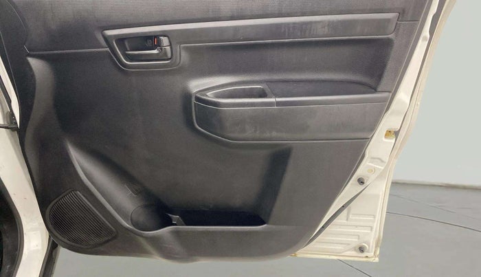2021 Maruti S PRESSO VXI+, Petrol, Manual, 29,275 km, Driver Side Door Panels Control