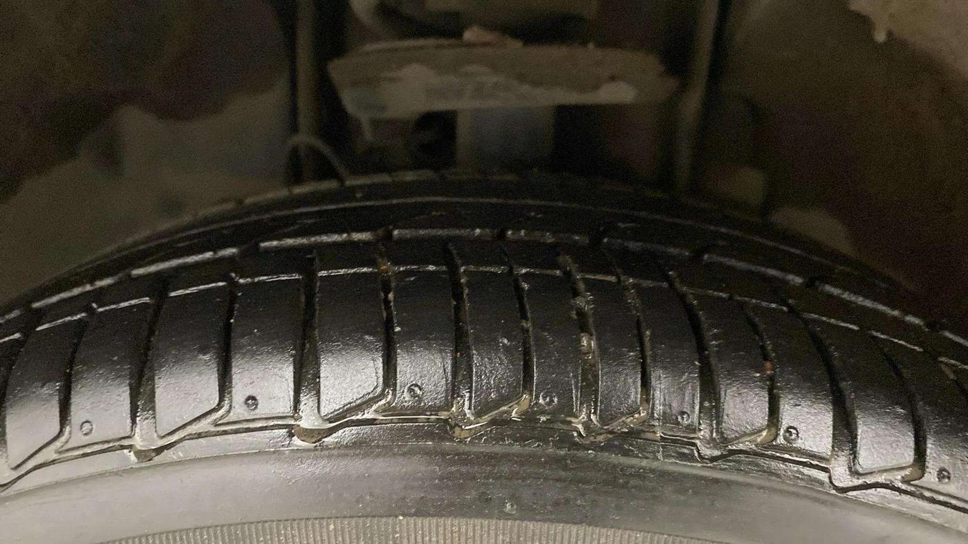 2021 Tata TIGOR XZ PLUS PETROL, Petrol, Manual, 36,866 km, Left Front Tyre Tread