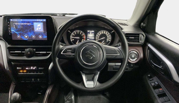 2023 Maruti Grand Vitara SIGMA SMART HYBRID, Petrol, Manual, 17,484 km, Steering Wheel Close Up