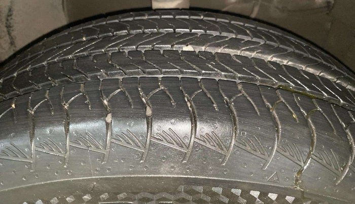 2023 Maruti Grand Vitara SIGMA SMART HYBRID, Petrol, Manual, 17,484 km, Right Front Tyre Tread