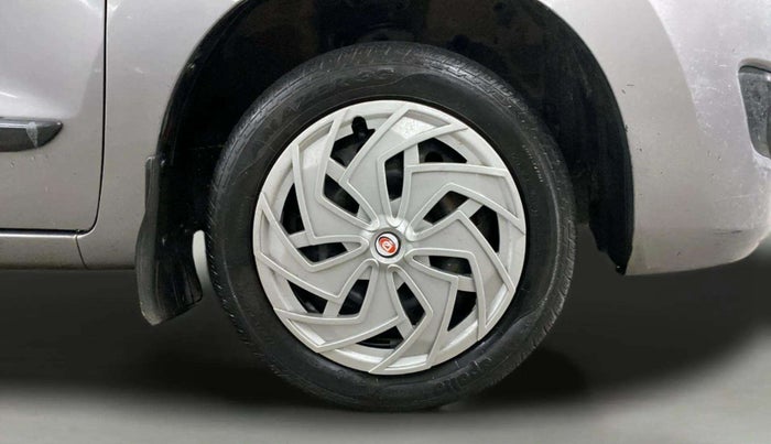 2013 Maruti Wagon R 1.0 VXI, Petrol, Manual, 21,287 km, Right Front Wheel