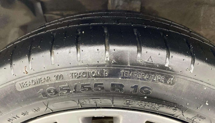 2017 Maruti Ciaz ALPHA 1.4 PETROL, Petrol, Manual, 75,643 km, Left Front Tyre Tread