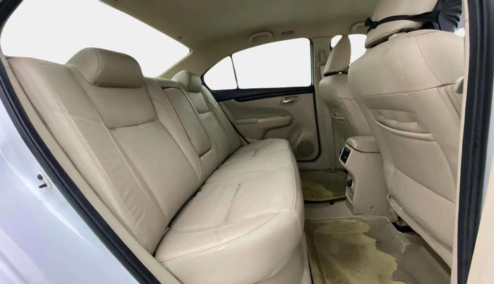 2017 Maruti Ciaz ALPHA 1.4 PETROL, Petrol, Manual, 75,643 km, Right Side Rear Door Cabin
