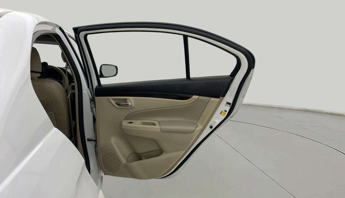 2017 Maruti Ciaz ALPHA 1.4 PETROL, Petrol, Manual, 75,643 km, RHS Rear Door