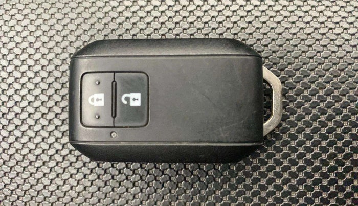 2021 Maruti Baleno ZETA PETROL 1.2, Petrol, Manual, 22,134 km, Key Close Up