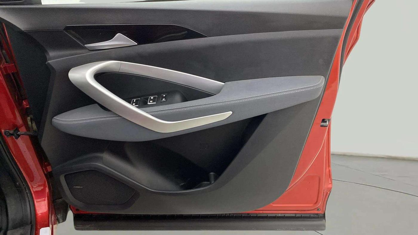 2021 MG HECTOR SHINE 1.5 PETROL TURBO MT, Petrol, Manual, 21,617 km, Driver Side Door Panels Control