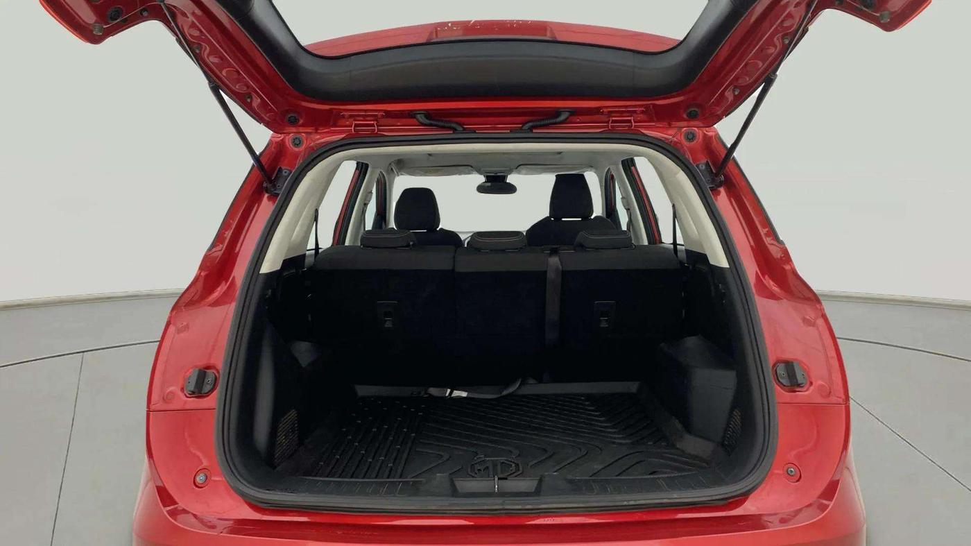 2021 MG HECTOR SHINE 1.5 PETROL TURBO MT, Petrol, Manual, 21,617 km, Boot Open Zoomed View