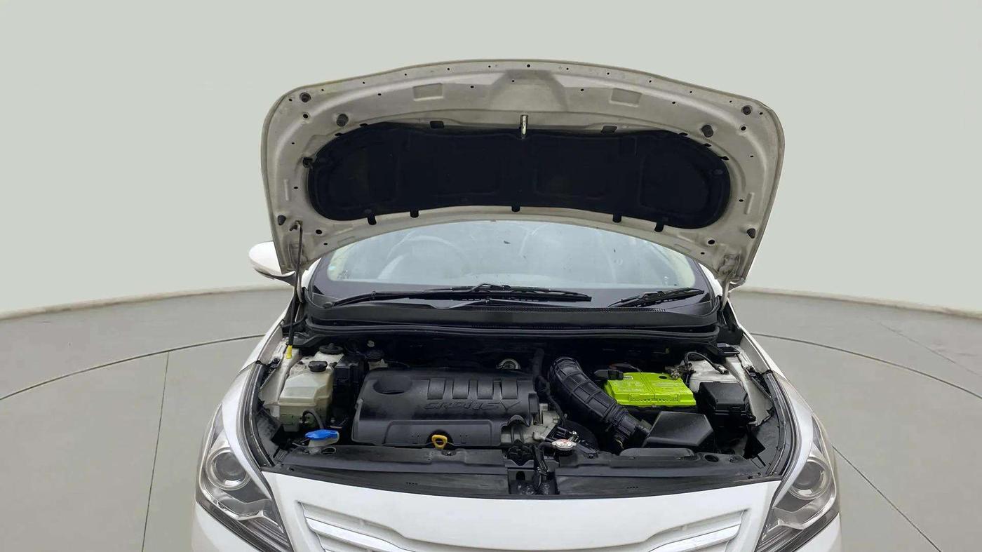 2015 Hyundai Verna FLUIDIC 1.6 CRDI S(O) 4S, Diesel, Manual, 76,187 km, Open Bonet