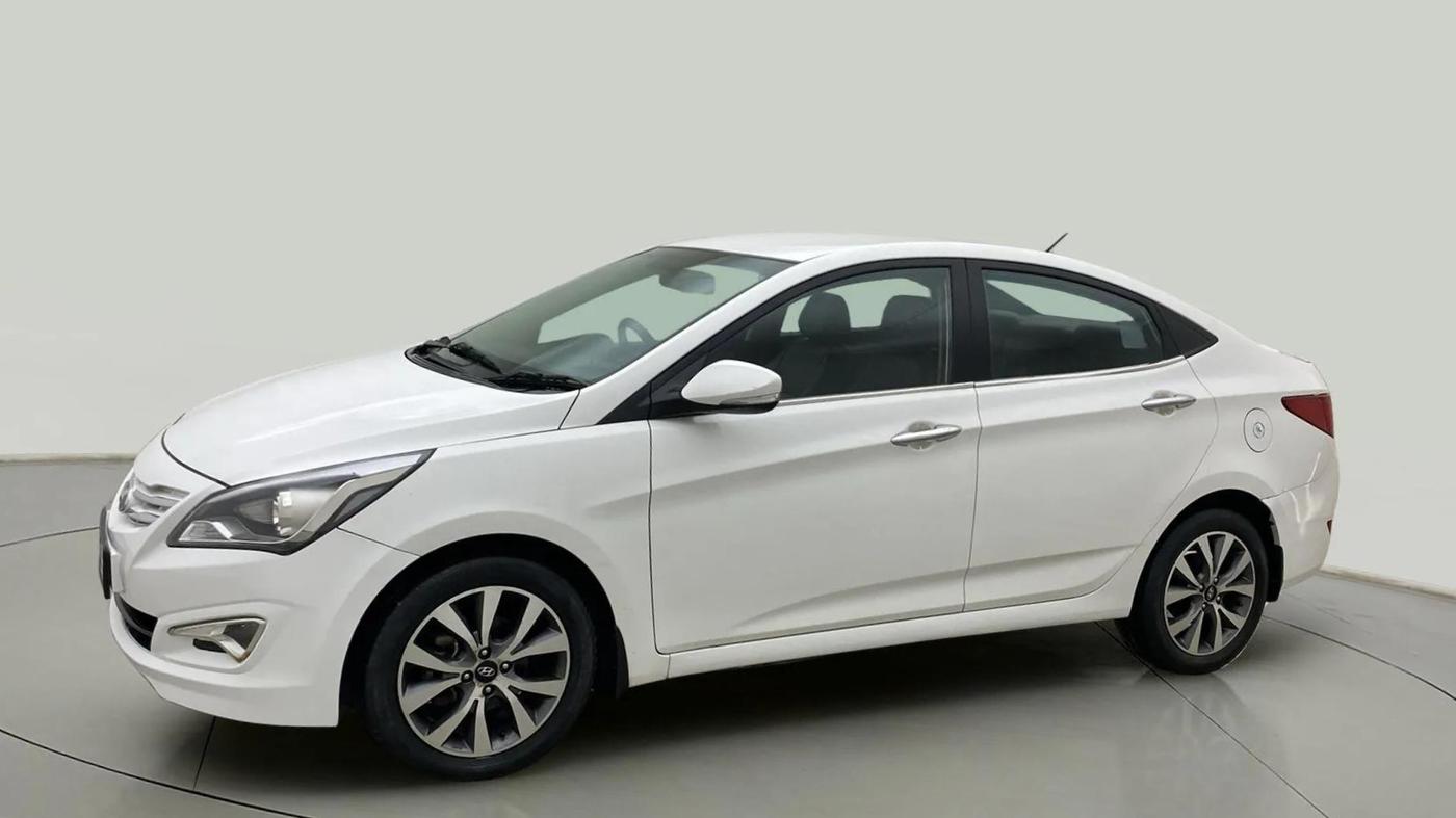 2015 Hyundai Verna FLUIDIC 1.6 CRDI S(O) 4S, Diesel, Manual, 76,187 km, Left Front Diagonal