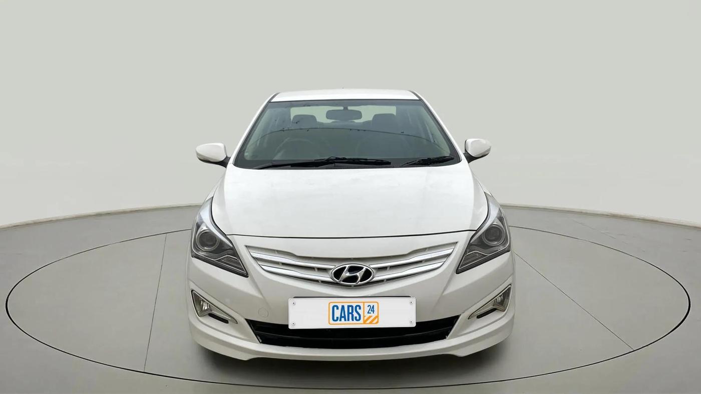2015 Hyundai Verna FLUIDIC 1.6 CRDI S(O) 4S, Diesel, Manual, 76,187 km, Front