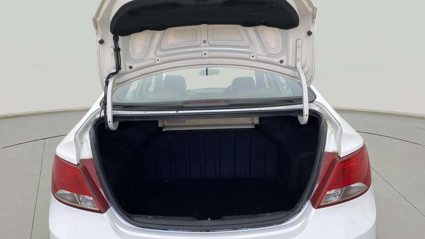 2015 Hyundai Verna FLUIDIC 1.6 CRDI S(O) 4S, Diesel, Manual, 76,187 km, Boot Open Zoomed View