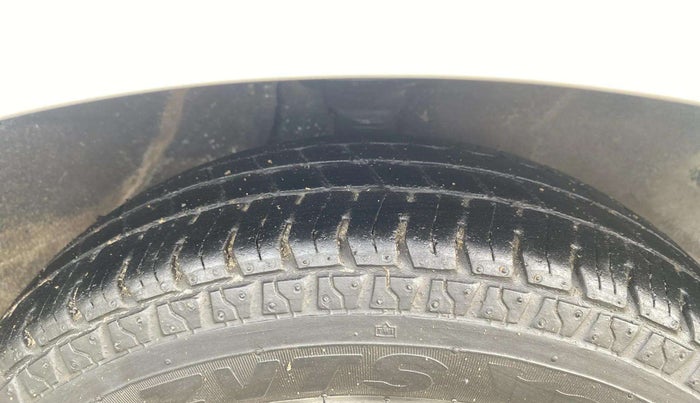 2017 Maruti Alto 800 LXI, Petrol, Manual, 78,844 km, Right Front Tyre Tread