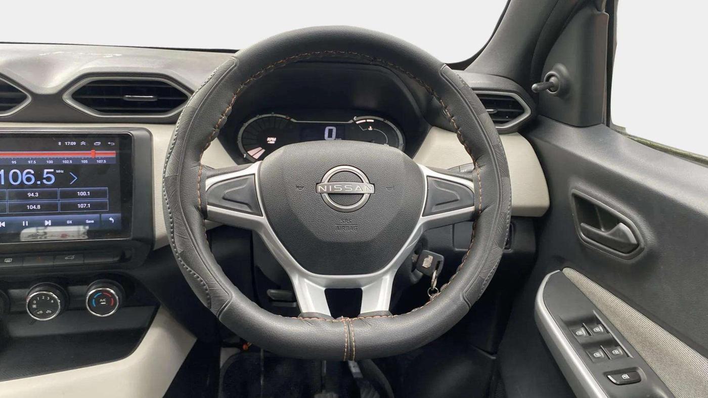 2022 Nissan MAGNITE XE, Petrol, Manual, 13,520 km, Steering Wheel Close Up