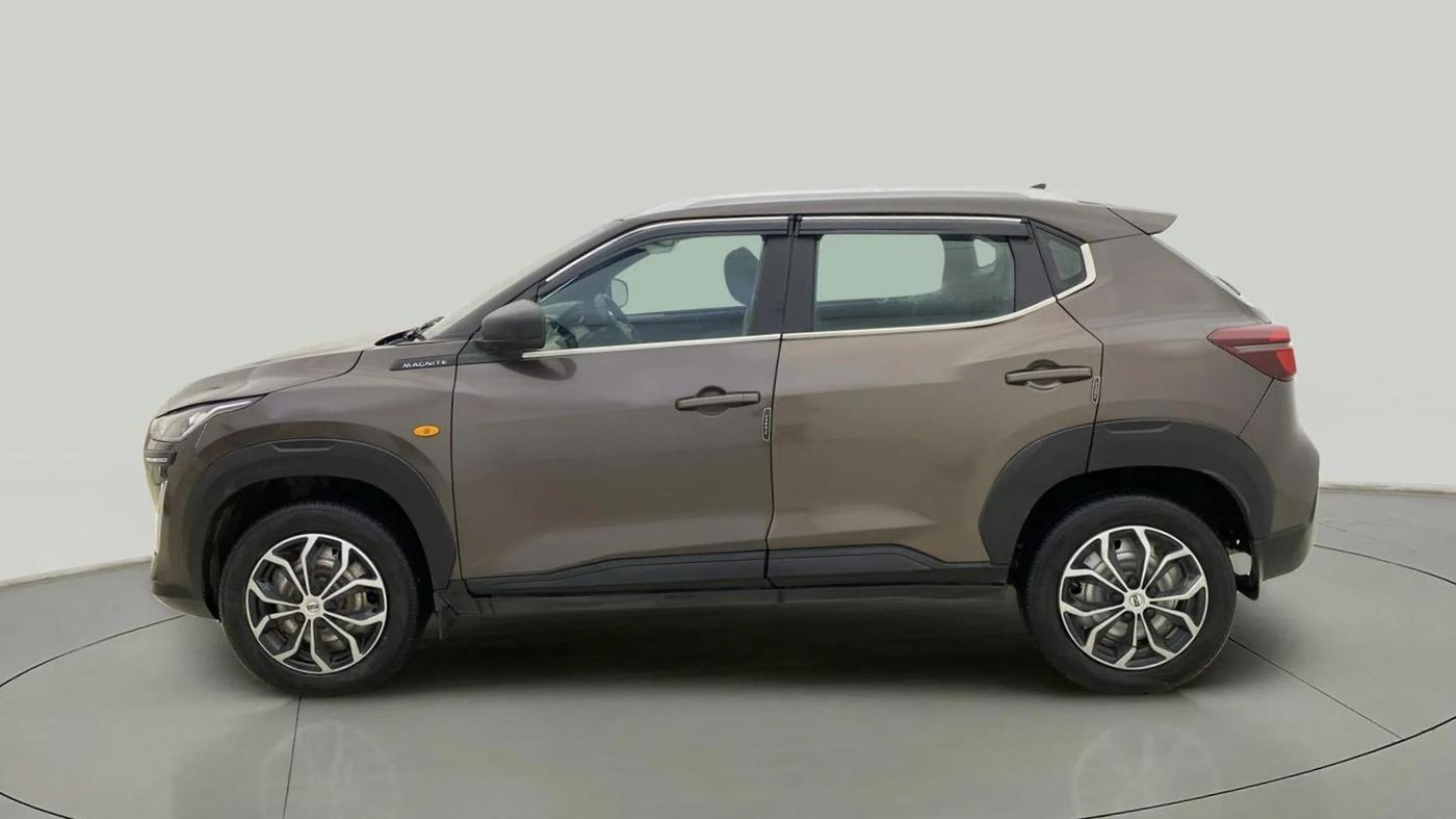 2022 Nissan MAGNITE XE, Petrol, Manual, 13,520 km, Left Side