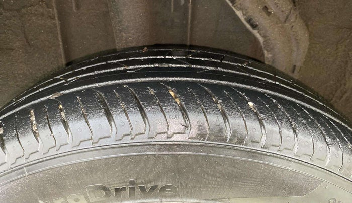 2022 Nissan MAGNITE XE, Petrol, Manual, 13,464 km, Right Rear Tyre Tread